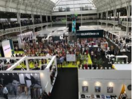 20257Ӣ(gu)طbչ(hu)Pure London-SourceFashion